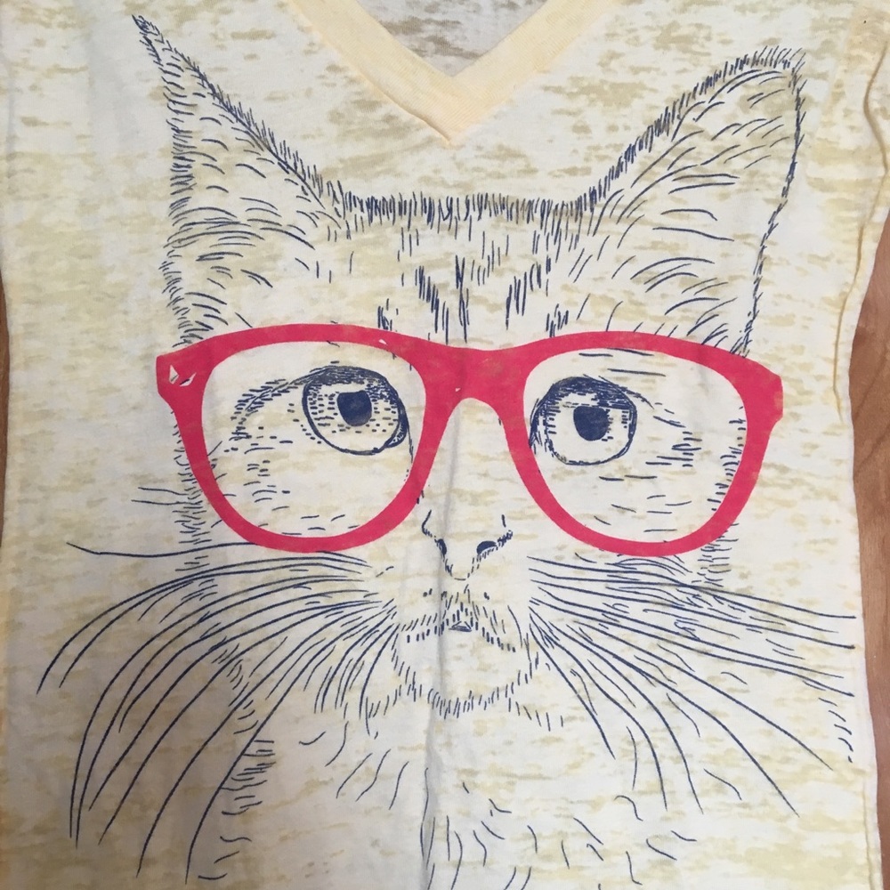Kitty Tee - Picture 2 of 4
